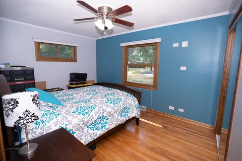 139 E Normandy Dr, Addison, IL 60101 photo 9