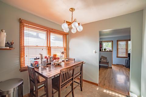 7945 W 78th St, Bridgeview, IL 60455 photo 8