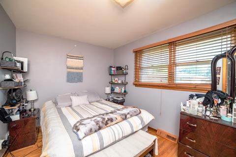 7945 W 78th St, Bridgeview, IL 60455 photo 9