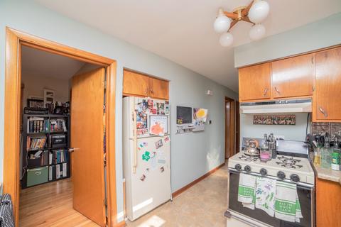 7945 W 78th St, Bridgeview, IL 60455 photo 7