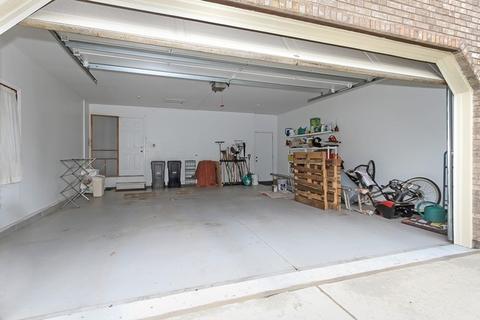 2182 Jordan Ct, Elgin, IL 60123 photo 25