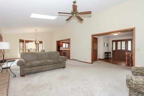2182 Jordan Ct, Elgin, IL 60123 photo 7