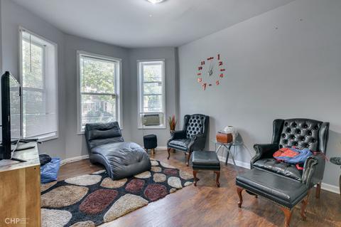 1755 E 72nd Pl, Chicago, IL 60649 photo 2