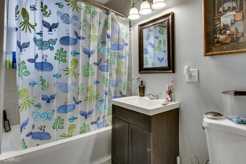 1755 E 72nd Pl, Chicago, IL 60649 photo 5