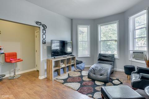 1755 E 72nd Pl, Chicago, IL 60649 photo 3