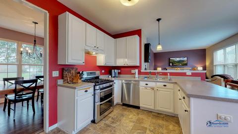 5709 Stonebridge Trl, Mchenry, IL 60050 photo 12