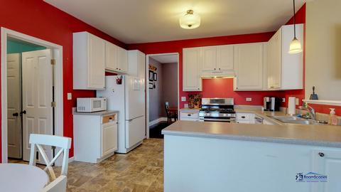 5709 Stonebridge Trl, Mchenry, IL 60050 photo 13