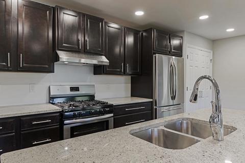1206 Jersey Ave, Normal, IL 61761 photo 3