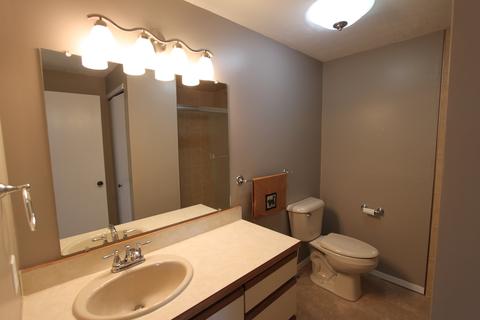 1304 Kingsridge Ct #B, Normal, IL 61761 photo 22