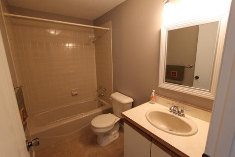 1304 Kingsridge Ct #B, Normal, IL 61761 photo 20