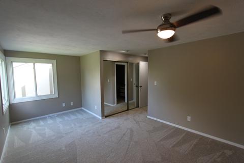 1304 Kingsridge Ct #B, Normal, IL 61761 photo 13