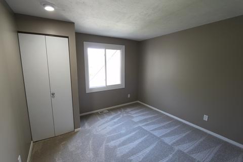 1304 Kingsridge Ct #B, Normal, IL 61761 photo 14