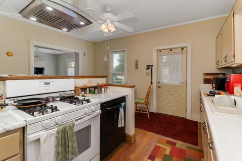 401 E Columbia St, Danvers, IL 61732 photo 18