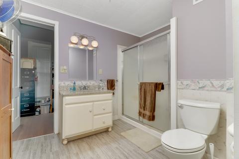 401 E Columbia St, Danvers, IL 61732 photo 11