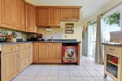 1708 Arrowhead Dr, Bloomington, IL 61704 photo 7