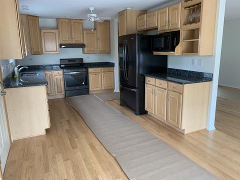 70 Lance Dr, Des Plaines, IL 60016 photo 8