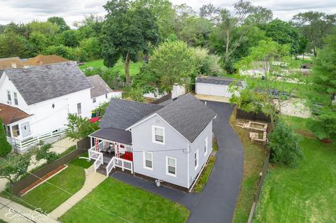 606 Grace St, Elgin, IL 60120 photo 3