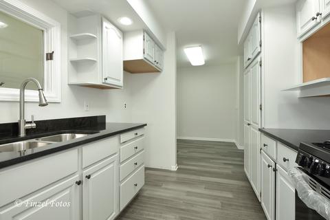 338 High Rd, Cary, IL 60013 photo 2