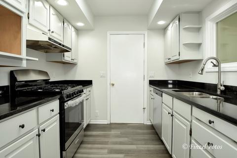 338 High Rd, Cary, IL 60013 photo 3