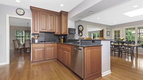 1227 Jackson Ave, River Forest, IL 60305 photo 3