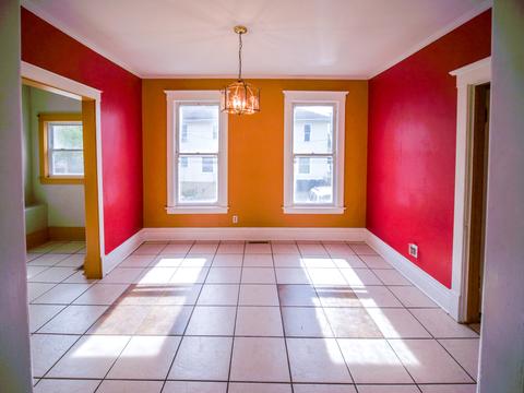 403 Raymond St, Elgin, IL 60120 photo 17