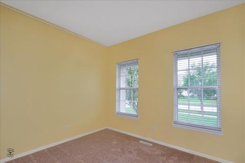 808 Colchester Dr, Oswego, IL 60543 photo 22