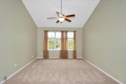 808 Colchester Dr, Oswego, IL 60543 photo 18
