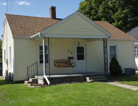 615 Genesee Ave, Morrison, IL 61270 photo 1