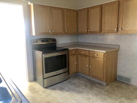 136 Riverview Dr, Ottawa, IL 61350 photo 7