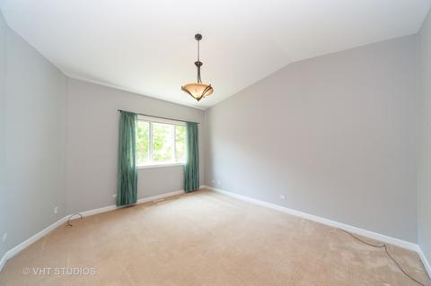 19 Northfield Ter, Wheeling, IL 60090 photo 9