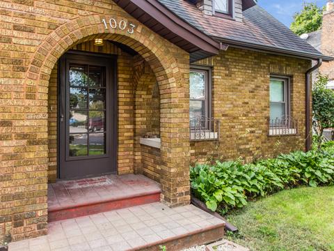 1003 Larkin Ave, Elgin, IL 60123 photo 2