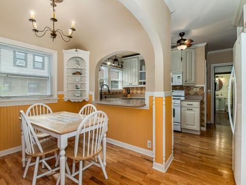 1003 Larkin Ave, Elgin, IL 60123 photo 9