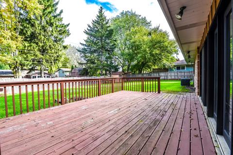 1528 Maple Ln, Elgin, IL 60123 photo 29