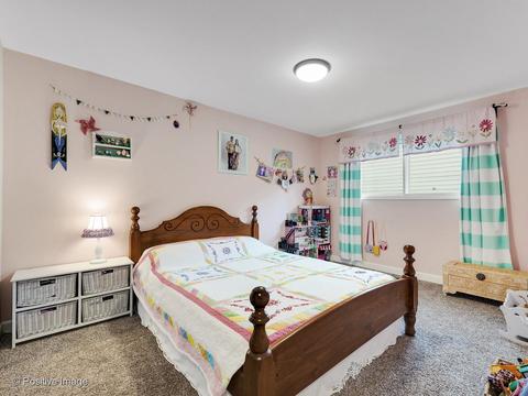 1151 Kent Ct, Wheaton, IL 60189 photo 13