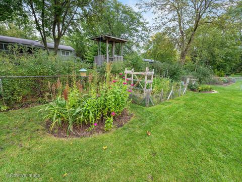 1151 Kent Ct, Wheaton, IL 60189 photo 19