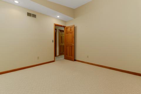 37 Chiswick Cir, Bloomington, IL 61704 photo 22