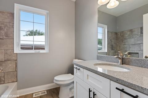 7601 S Oketo Ave, Bridgeview, IL 60455 photo 16