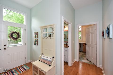 814 Becker Rd, Glenview, IL 60025 photo 32