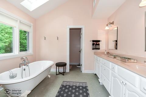 814 Becker Rd, Glenview, IL 60025 photo 16