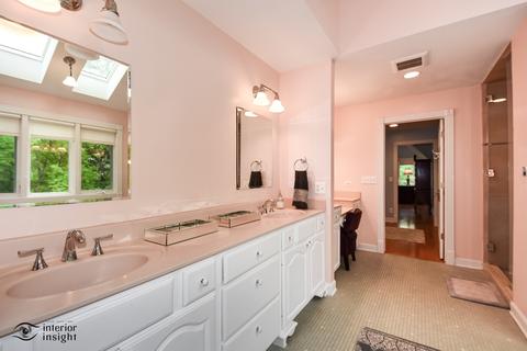814 Becker Rd, Glenview, IL 60025 photo 17