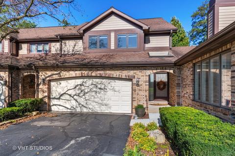 1860 Golf View Dr, Bartlett, IL 60103 photo 1