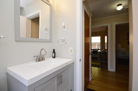 637 Dodge Ave, Evanston, IL 60202 photo 9