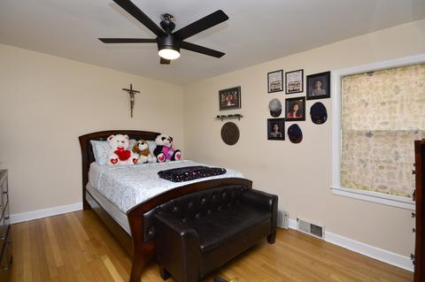 637 Dodge Ave, Evanston, IL 60202 photo 8