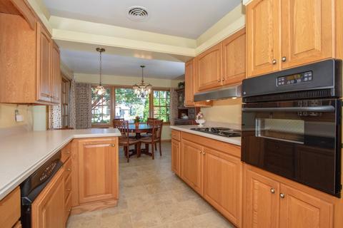 803 N John St, Mchenry, IL 60050 photo 17