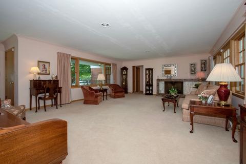 803 N John St, Mchenry, IL 60050 photo 2