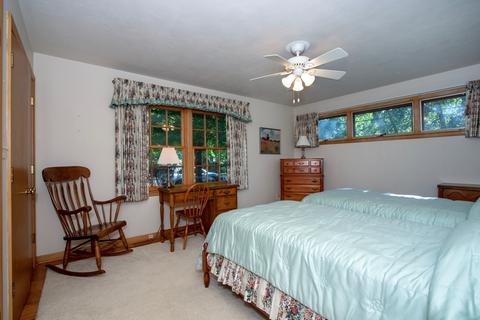 803 N John St, Mchenry, IL 60050 photo 4