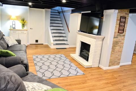 930 E Algonquin Rd, Des Plaines, IL 60016 photo 21