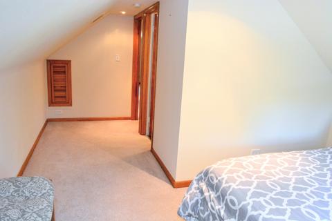 930 E Algonquin Rd, Des Plaines, IL 60016 photo 32