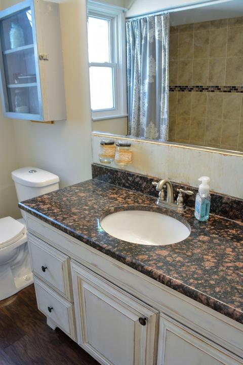 930 E Algonquin Rd, Des Plaines, IL 60016 photo 13