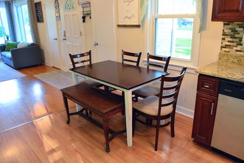 930 E Algonquin Rd, Des Plaines, IL 60016 photo 4
